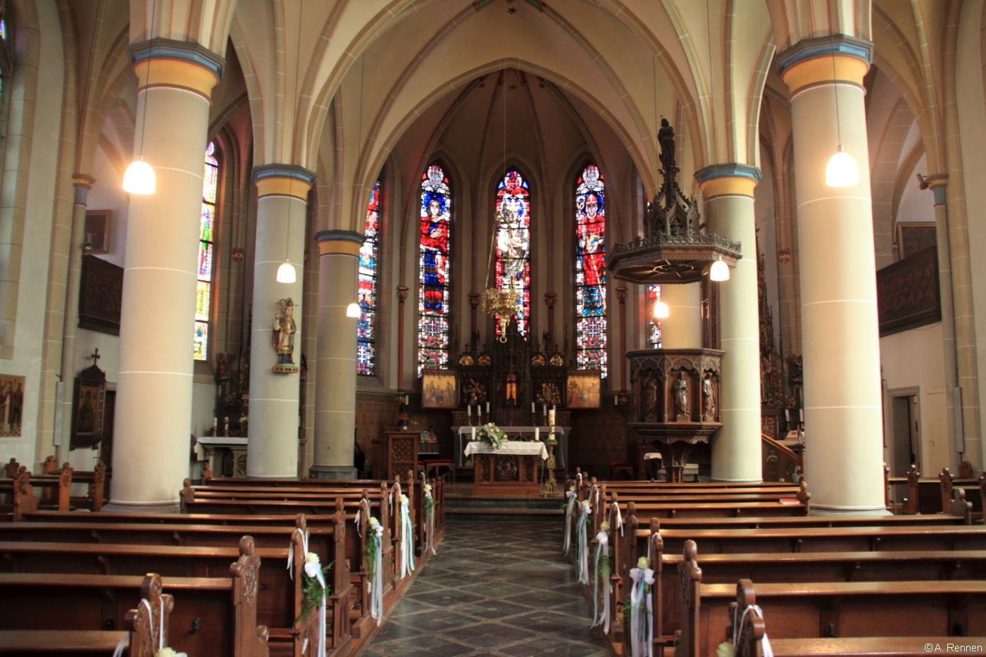 Pfarrkirche_Leuth_29.jpg